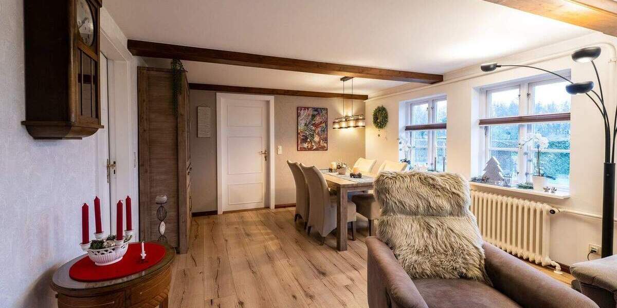 Einfamilienhaus Niebüll - 3 Zimmer, 145 m&sup2;, 398.000&euro; | Angebot:25706563