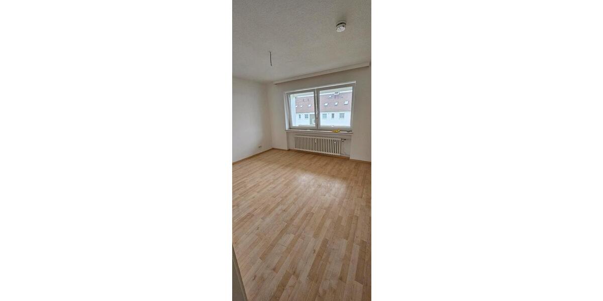Etagenwohnung Northeim - 3 Zimmer, 70 m&sup2;, 550&euro; | Angebot:26645674