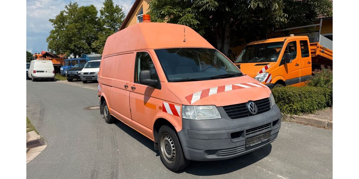 VW T5 Transporter 226.401 km 5.891 &euro; Weidenberg 95466