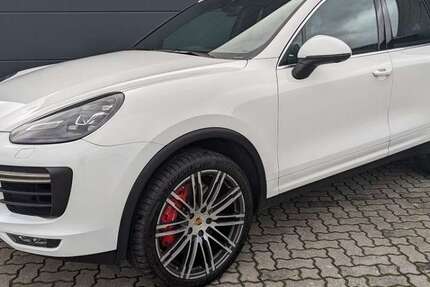 Porsche Cayenne 67.190 km 54.980 &euro; Hoyerswerda 02977