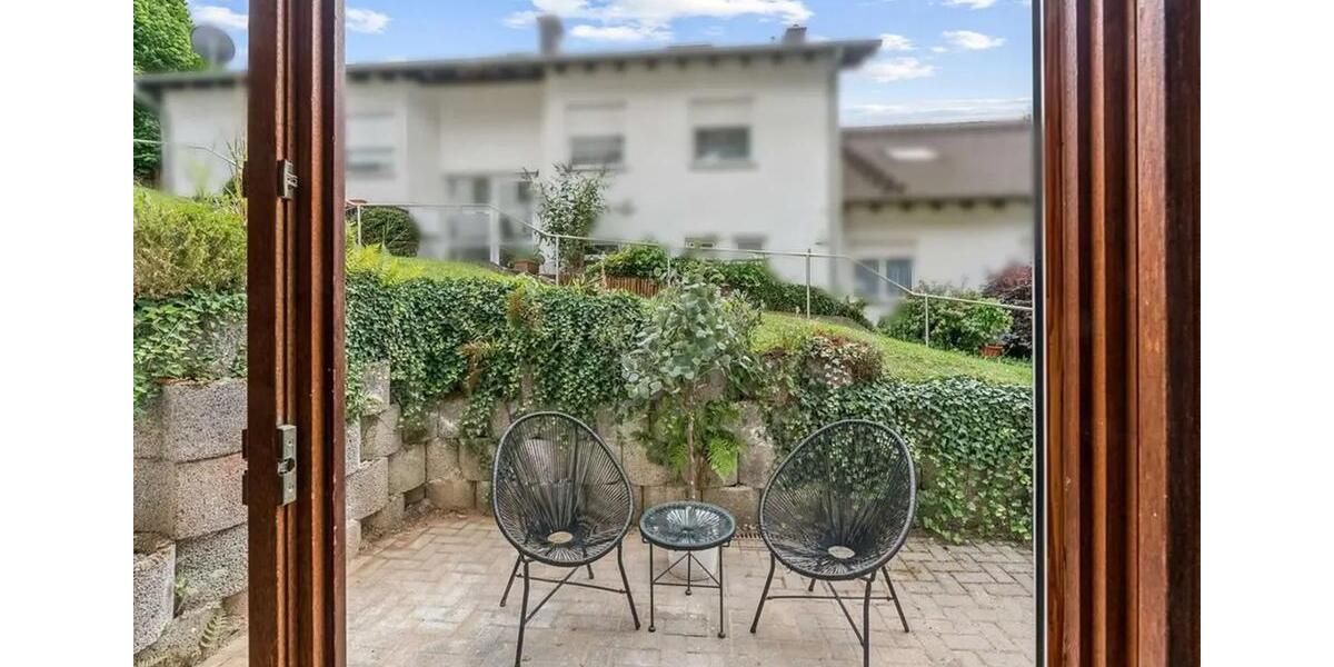 Etagenwohnung Bad Camberg - 4 Zimmer, 103 m&sup2;, 1.160&euro; | Angebot:26249516