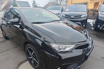 Toyota Auris 65.400 km 14.700 &euro; Sommerach 97334