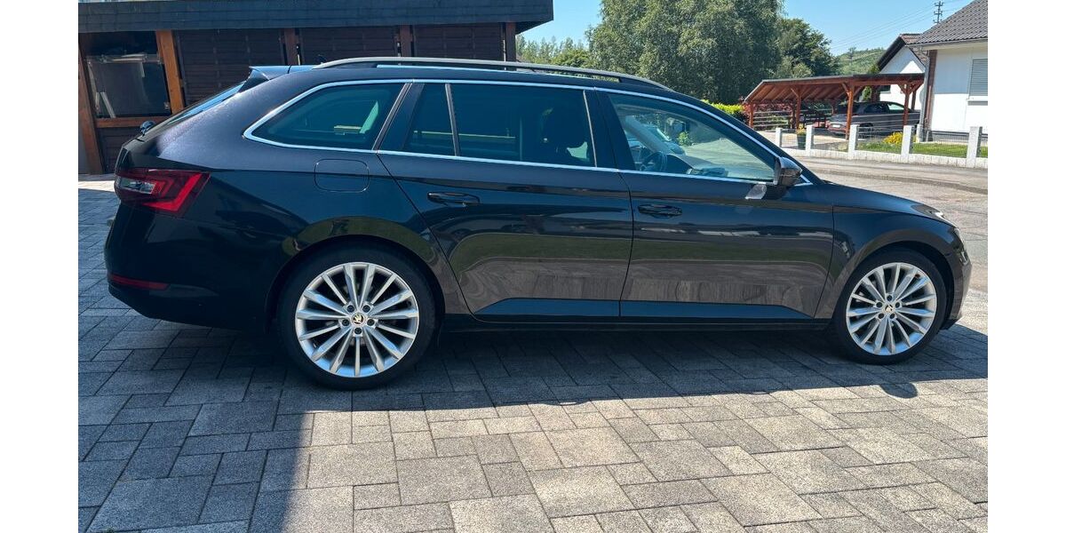 Skoda Superb 70.000 km 21.200 &euro; Hilchenbach 57271