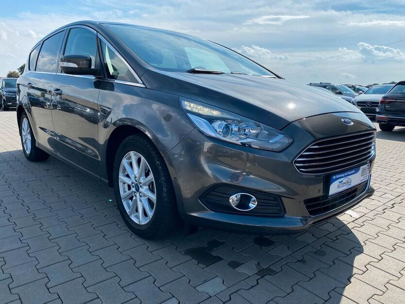 Ford S-Max 74.841 km 17.300 € Bergtheim 97241