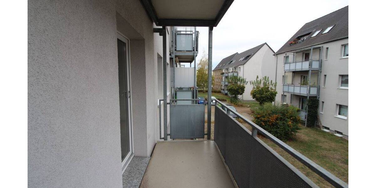 Etagenwohnung Dessau-Roßlau West - 3 Zimmer, 74 m&sup2;, 488&euro; | Angebot:26879187