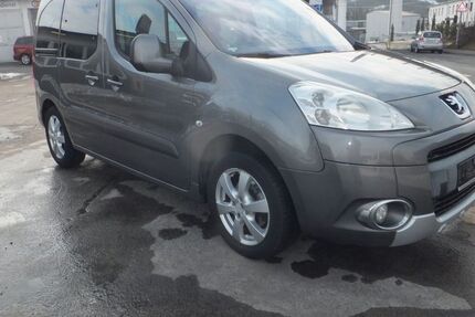 Peugeot Partner 134.000 km 4.900 &euro; Würzburg 97076