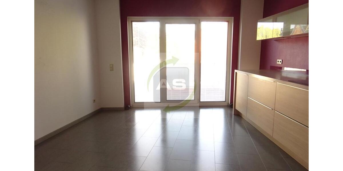 Etagenwohnung Zwickau - 5 Zimmer, 130 m&sup2;, 1.150&euro; | Angebot:26624039