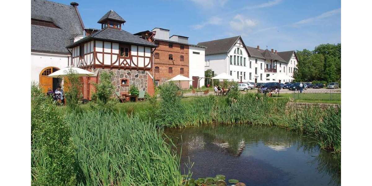 Einfamilienhaus Klocksin Blücherhof - 400 Zimmer, 10.660 m&sup2;, 24.450&euro; | Angebot:26071146