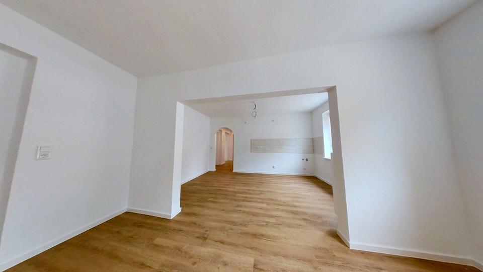 Erdgeschoßwohnung Delitzsch - 3.5 Zimmer, 95 m&sup2;, 830&euro; | Angebot:26411221