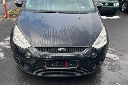 Ford S-Max 197.000 km 1.250 &euro; Wiesbaden 65199