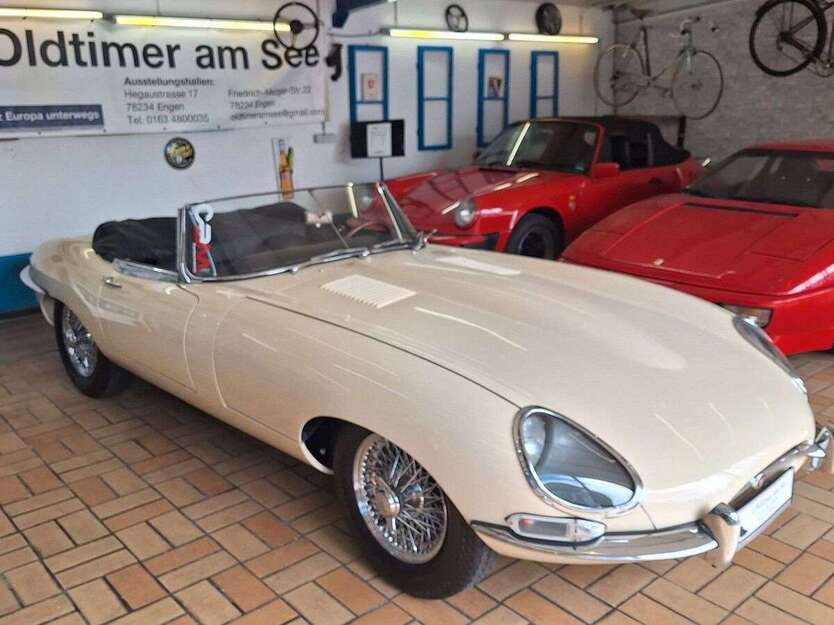 Jaguar E-Type 59.135 km 165.900 € Engen 78234