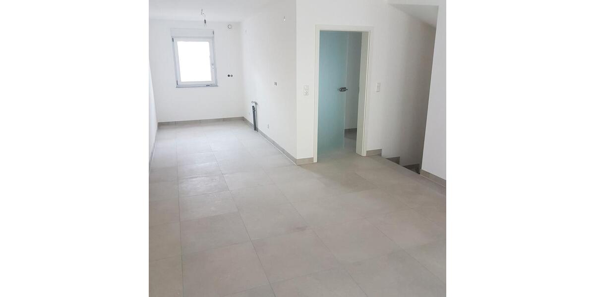 Reihenhaus Augsburg Haunstetten-Siebenbrunn - 5 Zimmer, 138 m&sup2;, 2.270&euro; | Angebot:26539126