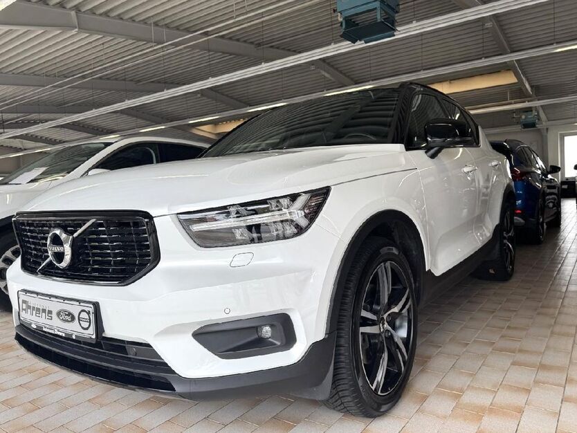 Volvo XC40 77.140 km 29.850 € Papenburg 26871