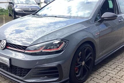 VW Golf 70.450 km 29.890 € Lübeck 23560