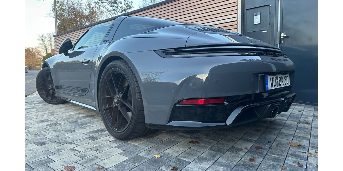 Porsche 992 3.490 km 199.500 € Würzburg 97082