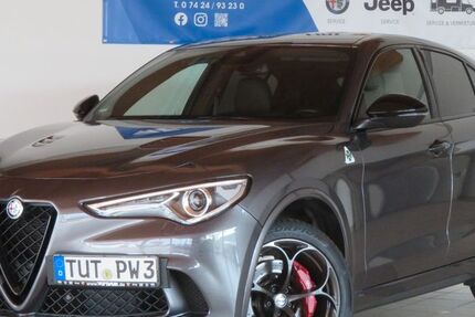 Alfa Romeo Stelvio 63.000 km 54.890 &euro; Spaichingen 78549