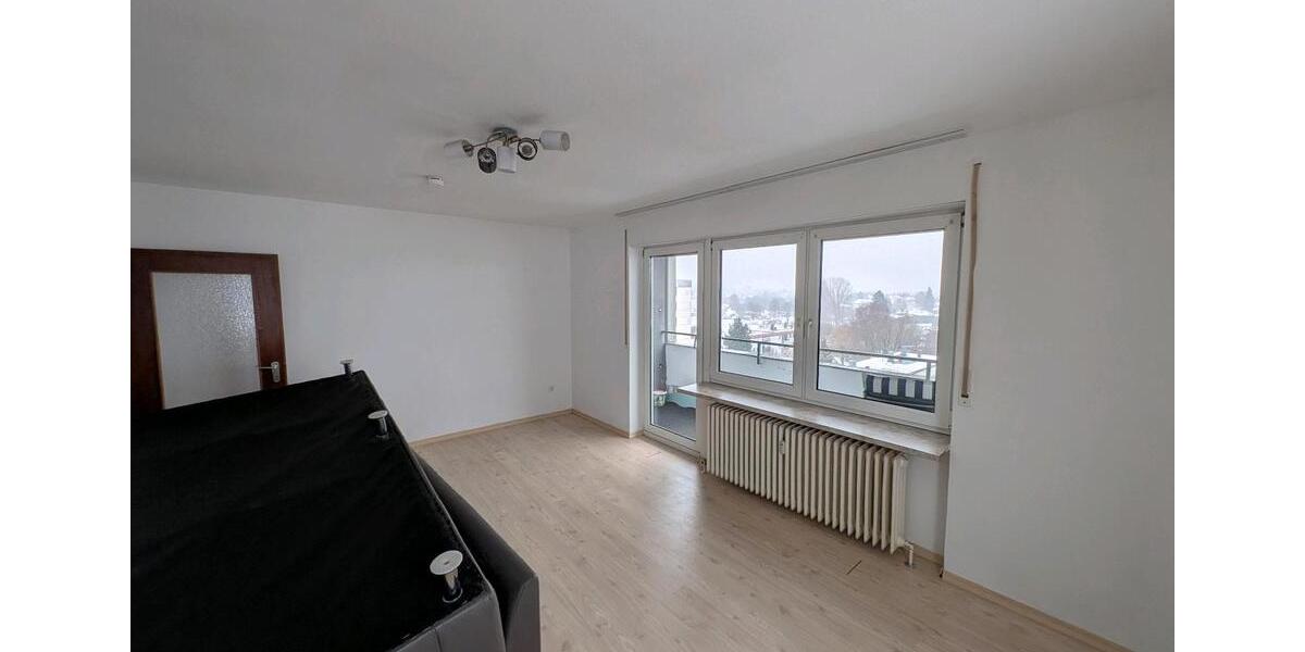 Etagenwohnung Neustadt bei Coburg - 3 Zimmer, 75 m&sup2;, 570&euro; | Angebot:24889010