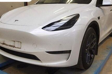 Tesla Model Y 143.334 km 29.450 &euro; Steinbach-Hallenberg OT Herges-Hallenberg 98587