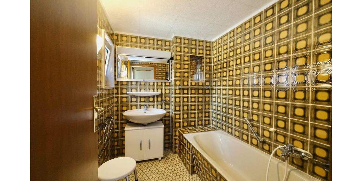 Doppelhaushälfte Neuss Reuschenberg - 5 Zimmer, 160 m&sup2;, 590.000&euro; | Angebot:23482208