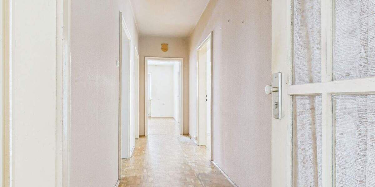 Mehrfamilienhaus, Wohnhaus Augsburg Haunstetten - 9 Zimmer, 219 m&sup2;, 895.000&euro; | Angebot:25736018