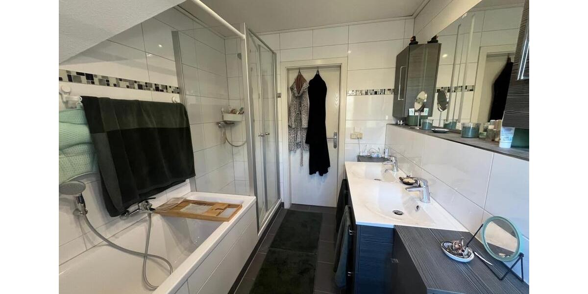 Etagenwohnung Schirgiswalde-Kirschau Kirschau - 5.5 Zimmer, 124 m&sup2;, 180.000&euro; | Angebot:26327594