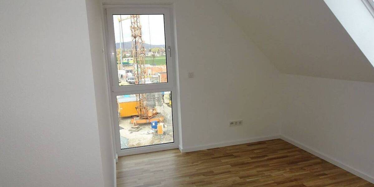 Etagenwohnung Liederbach Oberliederbach - 4 Zimmer, 114 m&sup2;, 1.890&euro; | Angebot:26656930