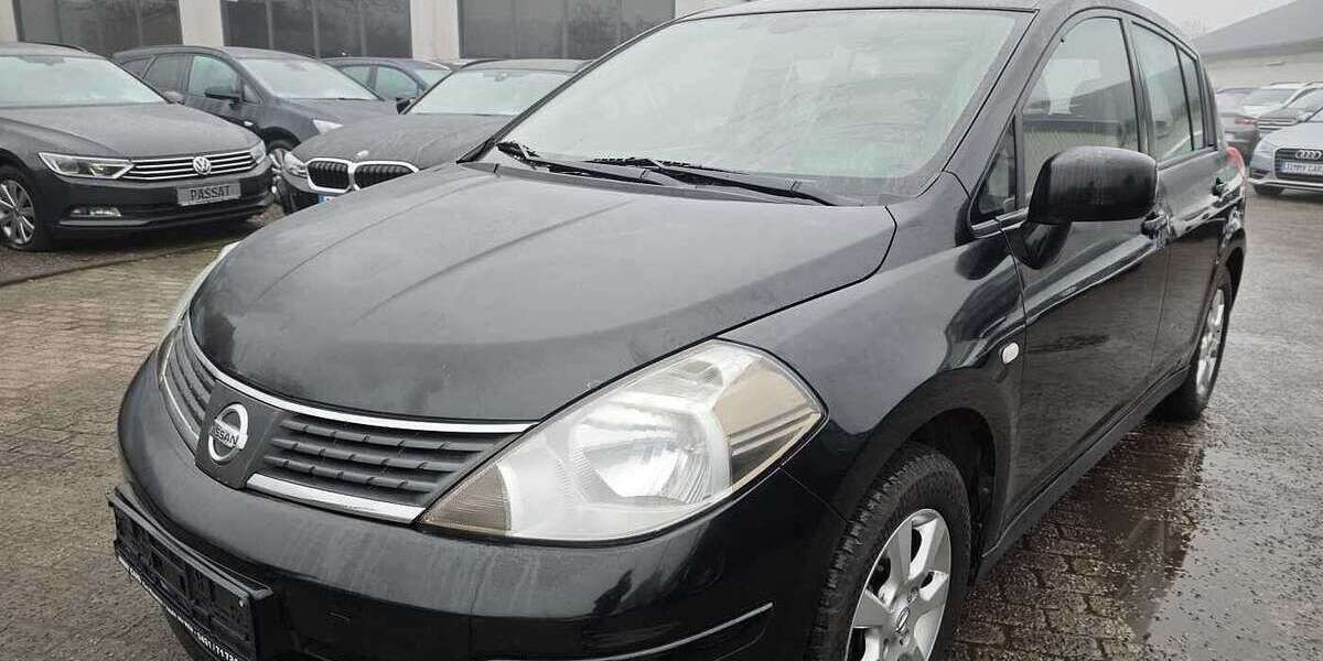 Nissan Tiida 276.000 km 790 &euro; Kiel 24145