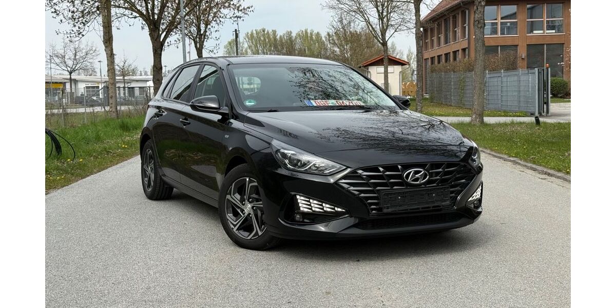 Hyundai i30 163.000 km 11.999 &euro; Landau 94405