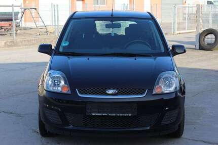 Ford Fiesta 149.000 km 2.600 &euro; Erlenbach a. Main 63906