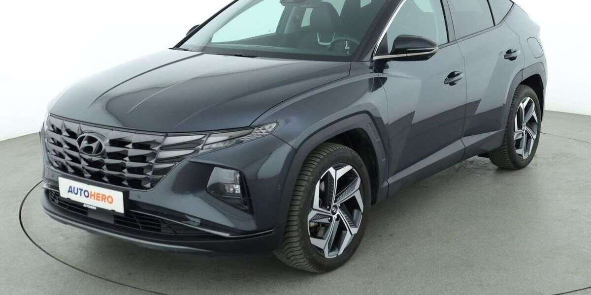 Hyundai TUCSON 27.504 km 33.230 € Neufahrn 85375