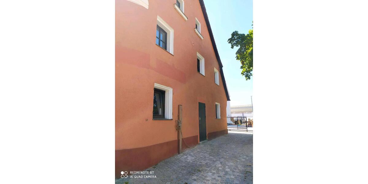 Reihenhaus Nürnberg Gibitzenhof - 5 Zimmer, 180 m&sup2;, 1.750&euro; | Angebot:26148273