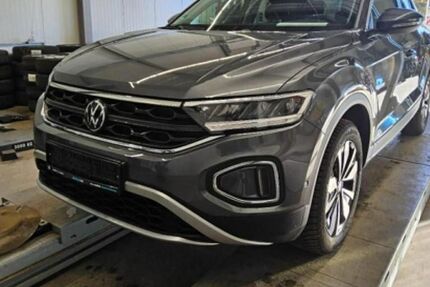 VW T-Roc 16.532 km 25.950 &euro; Dessau-Roßlau 06842