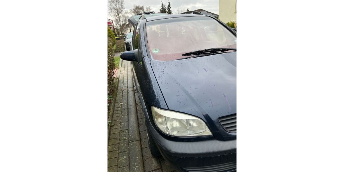 Opel Zafira 224.000 km 900 &euro; Kassel 34134