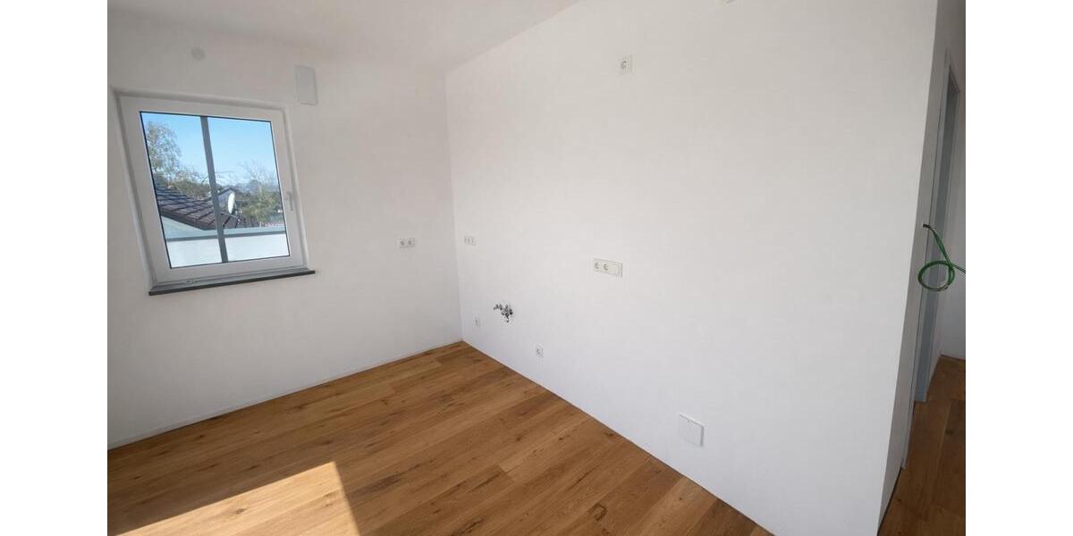 Einfamilienhaus Moos - 4 Zimmer, 300 m&sup2;, 1.500&euro; | Angebot:26086475