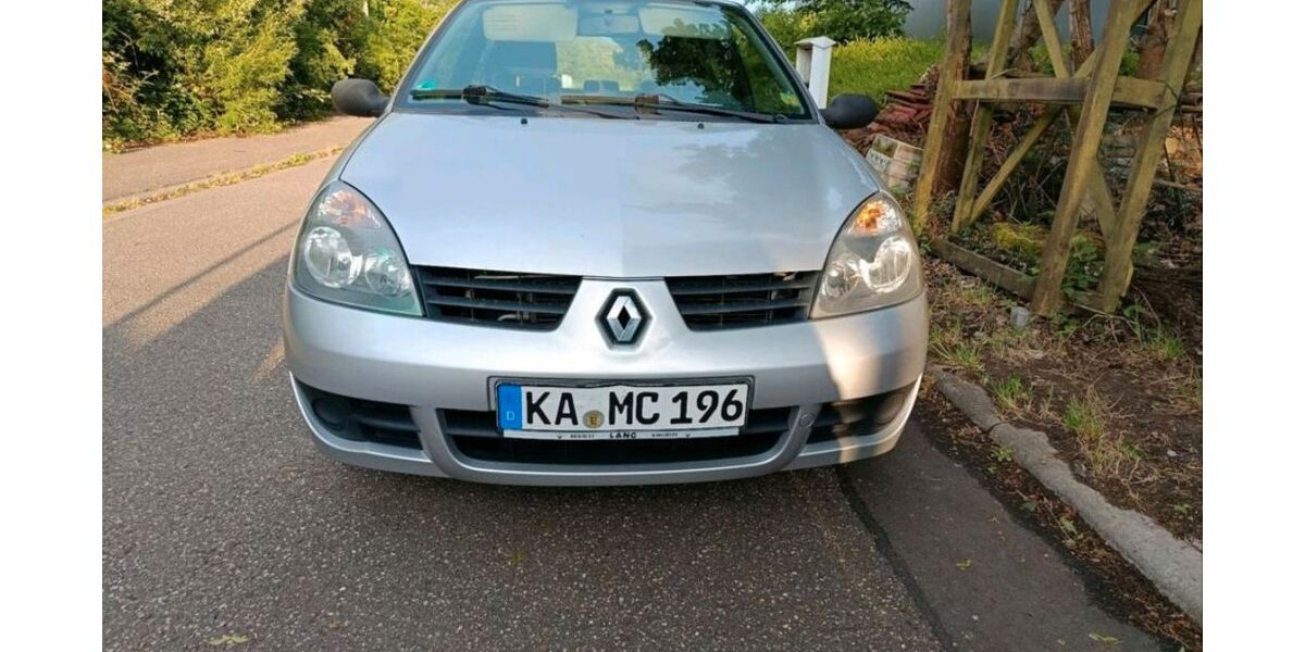 Renault Clio 258.000 km 800 &euro; Albersweiler 76857