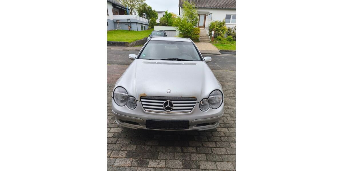 Mercedes-Benz C 180 190.273 km 1.500 &euro; Lohra 35102
