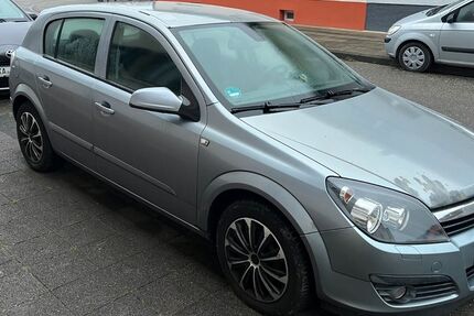 Opel Astra 174.000 km 1.850 &euro; Graben-Neudorf 76676
