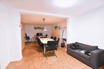 Top gepflegte 3 Zimmer Büro- Praxisfläche in begehrter Lage