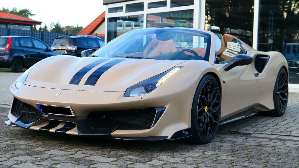 Ferrari 488 7.500 km 599.000 € Adelheidsdorf 29352
