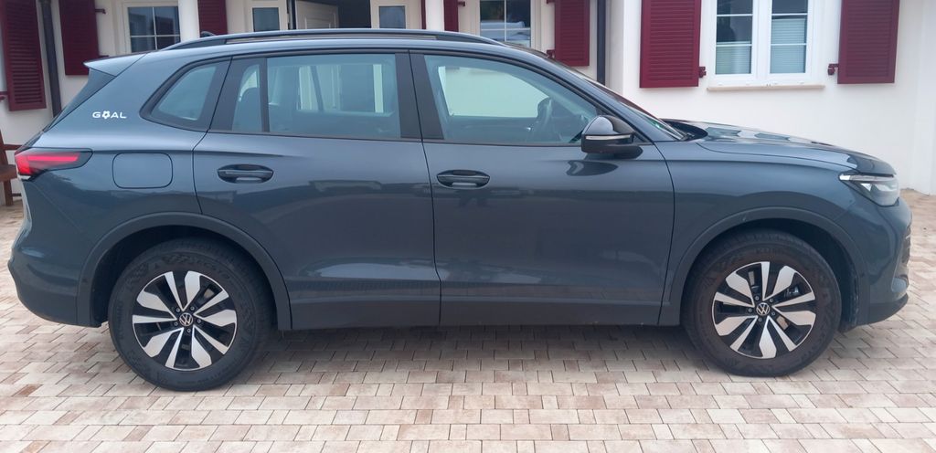 VW Tiguan 13.000 km 40.900 &euro; Heilbronn 74078