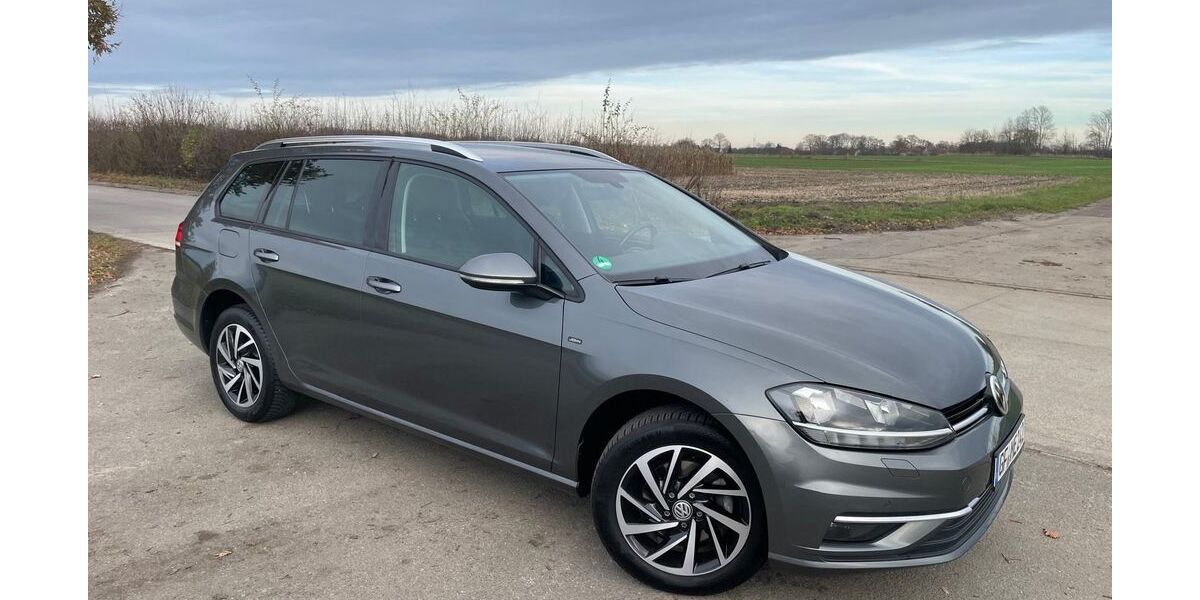 VW Golf 97.000 km 14.900 &euro; Wesendorf 29392