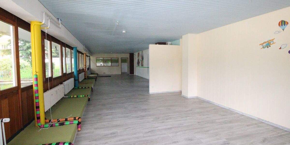 Gewerbeobjekt Villingen-Schwenningen Villingen - 5 Zimmer, 156 m&sup2;, 890&euro; | Angebot:25821285