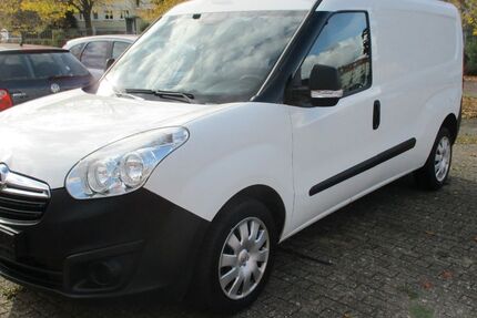 Opel Combo 137.000 km 7.900 &euro; Köthen 06366