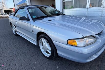 Ford Mustang 107.000 km 12.990 &euro; Neuwied 56566