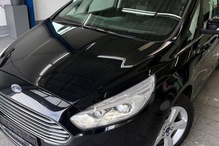Ford Galaxy 156.304 km 15.390 &euro; Köln 50829
