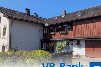 Zuhause ankommen: Einladendes Landhaus mit zwei Wohneinheiten - Ihr Rückzugsort im Grünen 9 zimmer