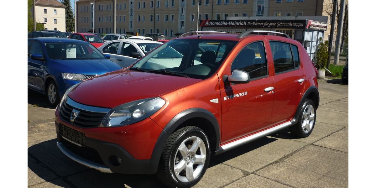 Dacia Sandero 158.000 km 5.500 &euro; Gera 07548