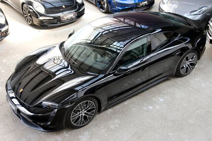 Porsche Taycan 73.225 km 53.990 &euro; Düsseldorf 40237