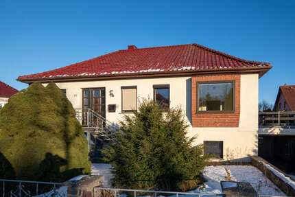 Haus Neukalen - 5 Zimmer, 120 m&sup2;, 150.000&euro; | Angebot:25156010