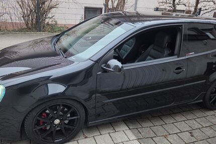 VW Golf 184.000 km 3.400 &euro; Schwaikheim 71409